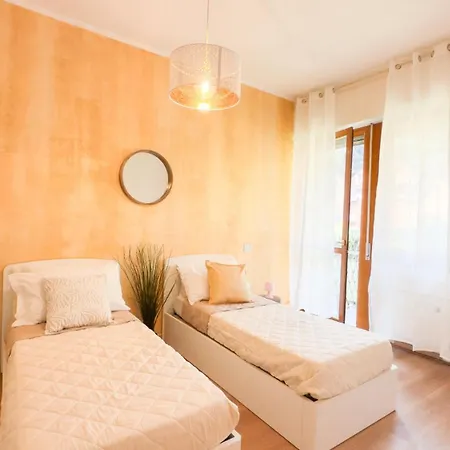 - Balcony, Private Parking, 2 Bathrooms Apartament