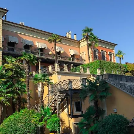Appartement - Balcony, Private Parking, 2 Bathrooms *