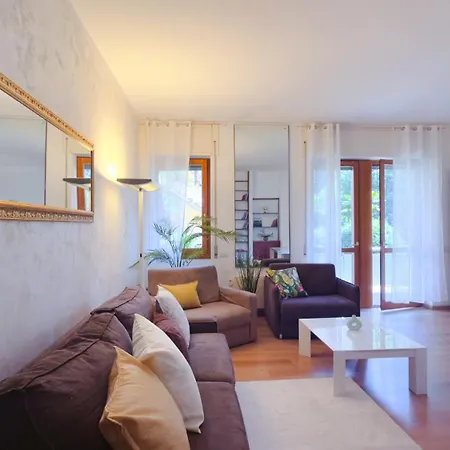 Daire - Balcony, Private Parking, 2 Bathrooms *